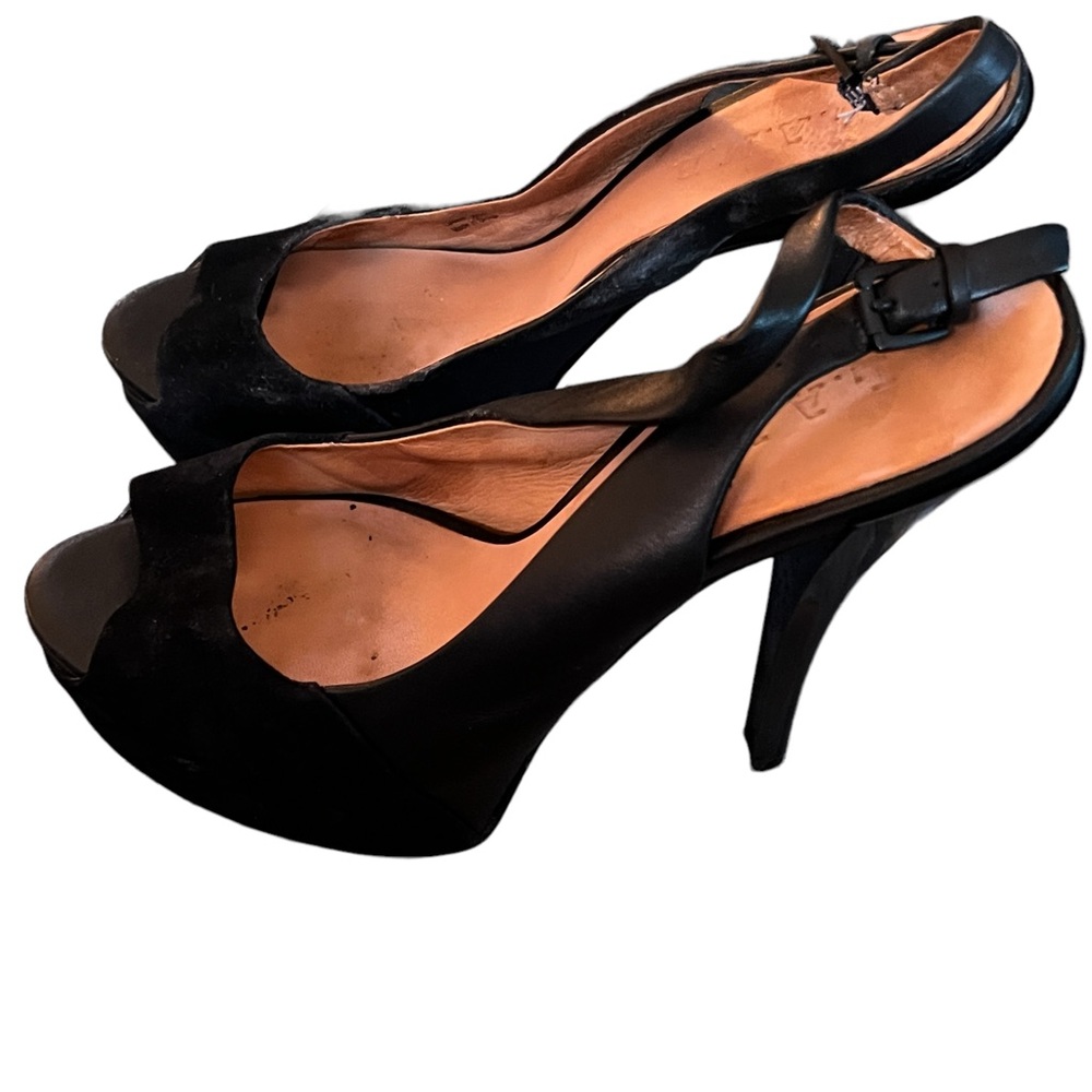 L.A.M.B Platform Peep Toe Stilettos 6 inch heel 1 1/2 platform Suede leather 8